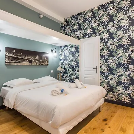 Magnifique Appartement- 7p- Sacre Coeur Ramey I *